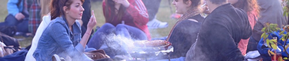 Rozluźnieni studenci